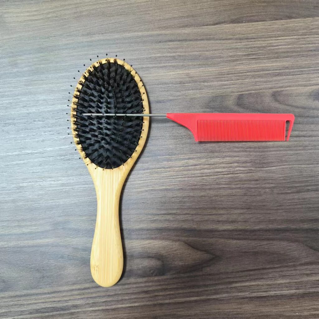 tail comb